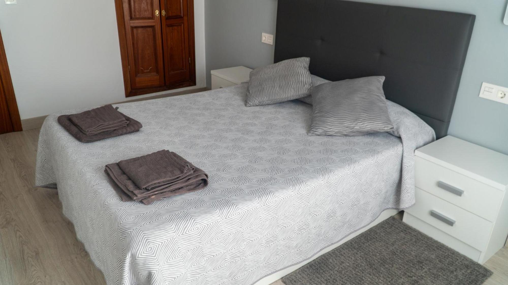Piso Aviles Centro Parque Ferrera Екстериор снимка